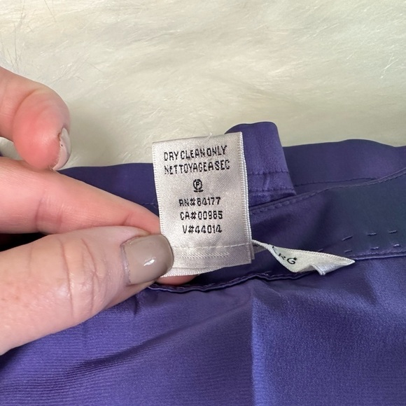 WOMEN’S ‘RAY’ DIANE VON FURSTENBERG DVF PURPLE 100% SILK SCOOP NECK BLOUSE 0 - Picture 9 of 11